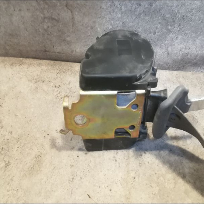Ceinture arrière droite occasion RENAULT MEGANE I Phase 2 03-1999->06-2003 1.6 16v 7700430829 3