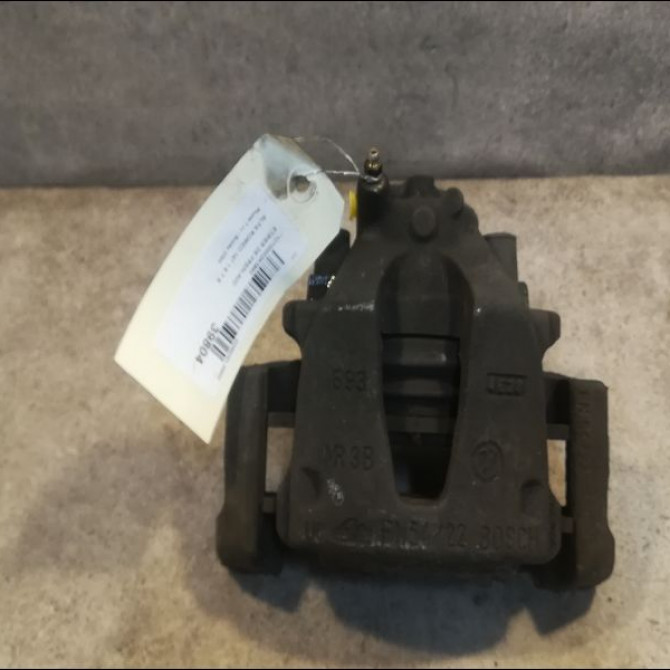 Etrier de frein avant droit occasion ALFA ROMEO 147 Phase 1 09-2000->09-2004 1.6 T S 120ch 77365072 1