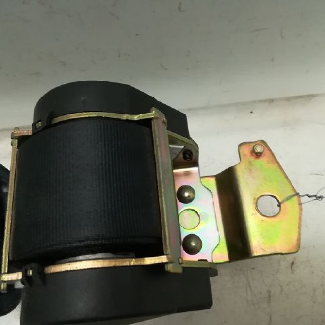 Ceinture avant droite occasion CITROEN SAXO Phase 1 03-1996->09-1999 1.5D 8973Y8 2