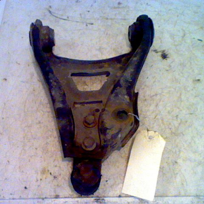 Triangle inf avg occasion RENAULT CLIO II Phase 1 03-1998->06-2001 8200942407 1