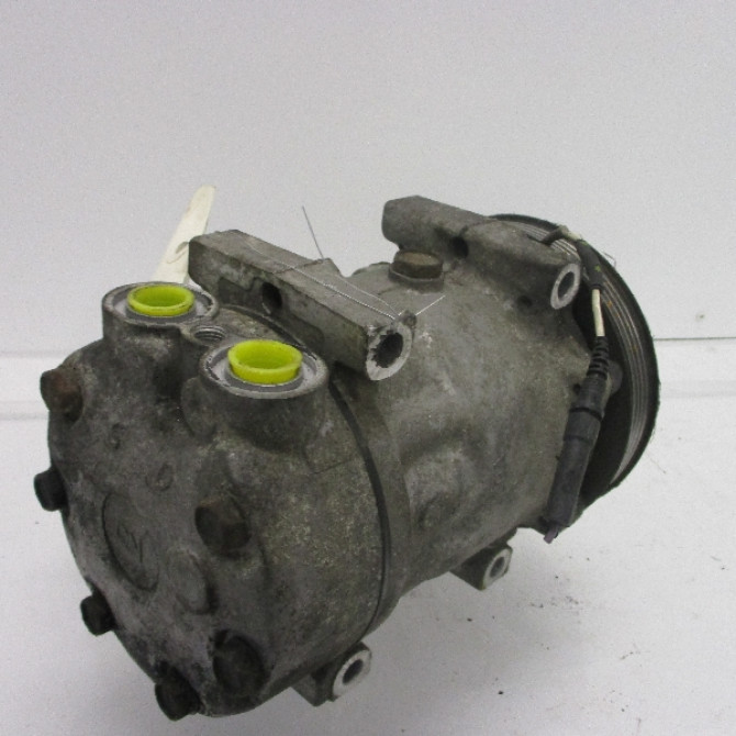 Compresseur air conditionne occasion RENAULT TWINGO I Phase 1 04-1993->08-1998 7700860997c 3