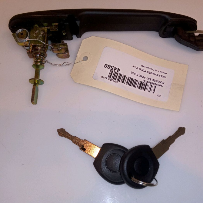 Poignee ext porte avg occasion VOLKSWAGEN POLO III Phase 1 10-1994->11-1999 1.6 6N0837207C 2