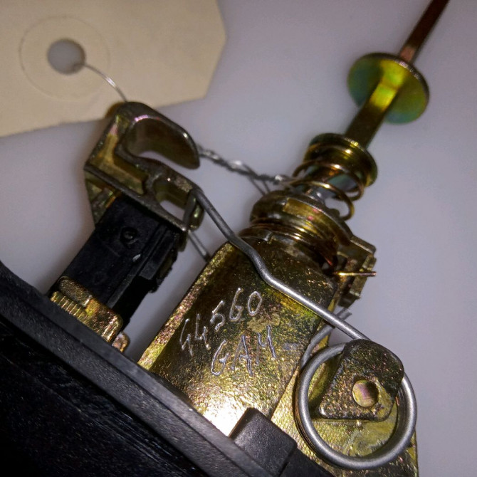 Poignee ext porte avg occasion VOLKSWAGEN POLO III Phase 1 10-1994->11-1999 1.6 6N0837207C 3