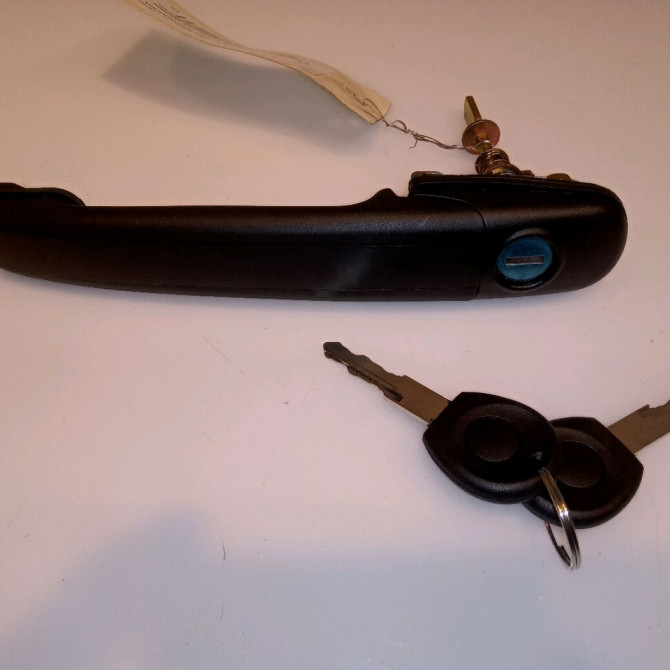 Poignee ext porte avg occasion VOLKSWAGEN POLO III Phase 1 10-1994->11-1999 1.4 6N0837207C 1