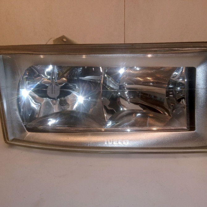 Phare droit occasion IVECO DAILY III 1