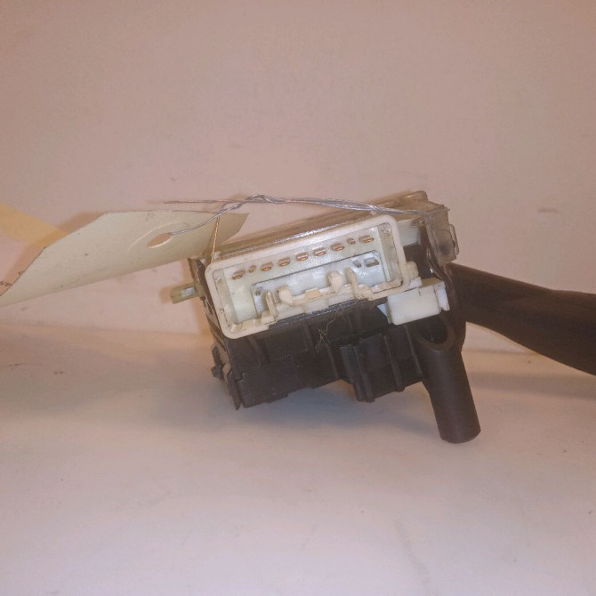 Commande clignotant occasion TOYOTA RAV4 II Phase 1 07-2000->10-2003 115 D-4D 8411942010 3