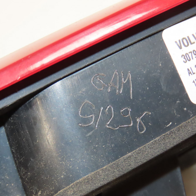 Feu arrière interieur gauche occasion VOLVO S60 II 30796271 5