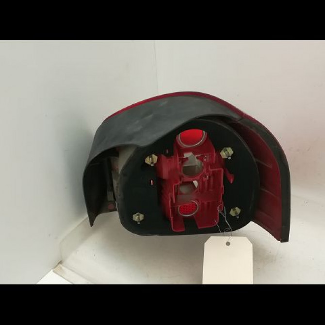 Feu arrière gauche occasion AUDI A3 I Phase 2 10-2000->06-2003 1.9 TDi 8v 110ch 8L0945095B 2