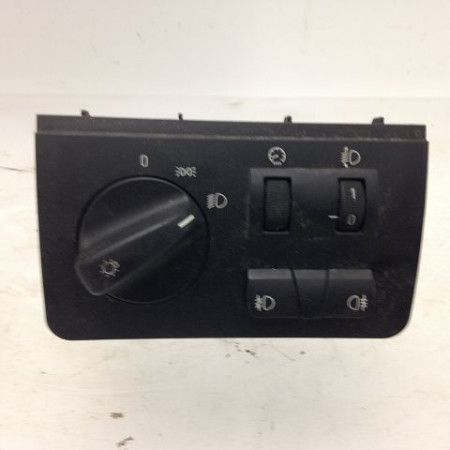 Commande eclairage occasion B.M.W. X5 I Phase 1 04-2000->12-2006 3.0d 218ch 61318363668