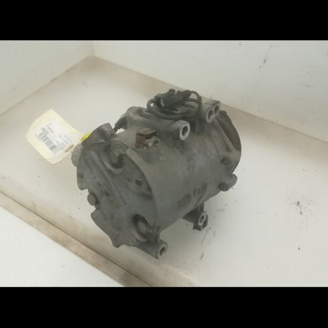 Compresseur air conditionne occasion SUZUKI SWIFT III Phase 1 03-2005->09-2011 1.3i 90ch 9520062JA0 2