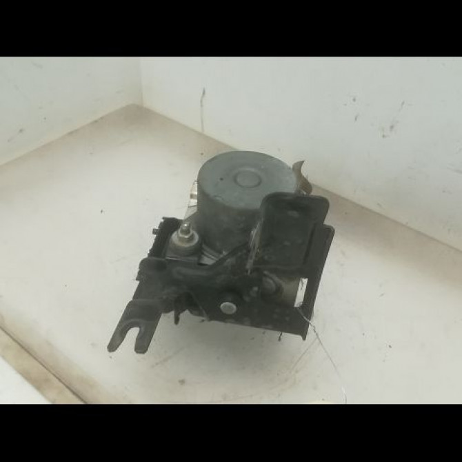 Unité hydraulique ABS occasion RENAULT CLIO III Phase 1 09-2005->03-2009 1.5 DCI 70ch 7701209606 2