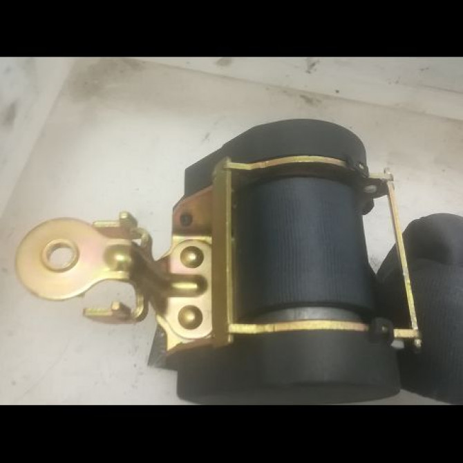 Ceinture avant droite occasion RENAULT MEGANE II Phase 1 09-2003->12-2005 1.6 16v 8200699560 2