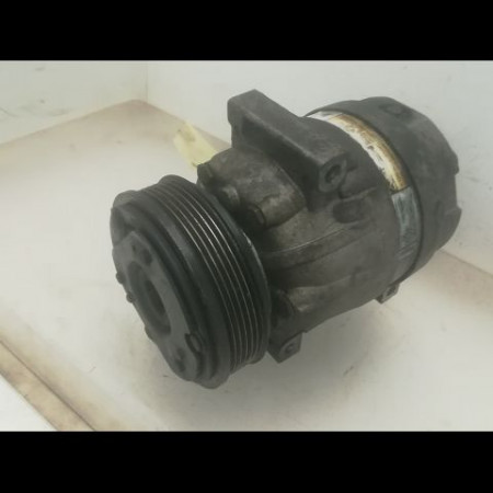 Compresseur air conditionne occasion RENAULT MEGANE I Phase 2 03-1999->06-2003 1.9 DTI 926005849R