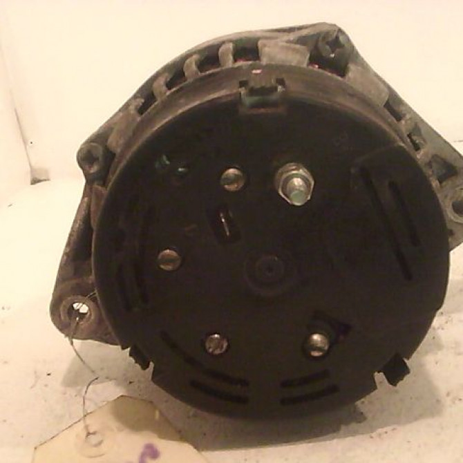 Alternateur occasion LADA SOLARA 3