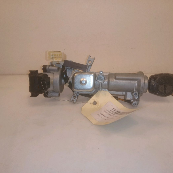 Antivol de direction occasion SUZUKI SPLASH Phase 1 03-2008->12-2012 1.3 CDTI 75ch 3710162JB0 2