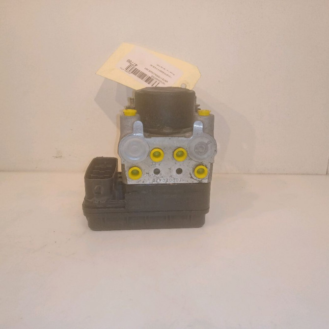 Unité hydraulique ABS occasion TOYOTA RAV4 II Phase 1 07-2000->10-2003 115 D-4D 4405042060 3