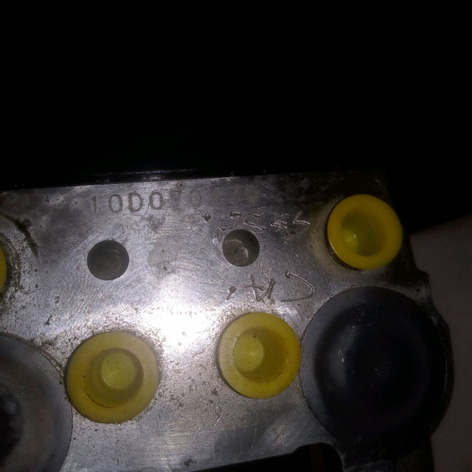 Unité hydraulique ABS occasion TOYOTA RAV4 II Phase 1 07-2000->10-2003 115 D-4D 4405042060 6