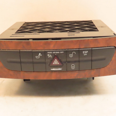 Bouton de warning occasion MERCEDES CLASSE CLS Phase 1 04-1995->04-1999 320 CDI 224ch