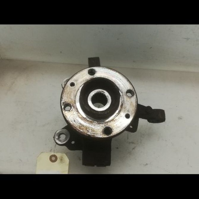 Moyeu avg occasion RENAULT MODUS Phase 1 09-2004->12-2007 1.6i 16v 402101554R 1