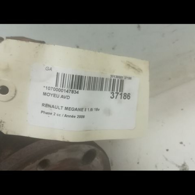 Moyeu avd occasion RENAULT MEGANE II Phase 2 01-2006->06-2009 1.6i 16v 110ch 402101554R 3