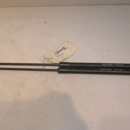 Verin droit hayon occasion TOYOTA PRIUS III Phase 1 06-2009->02-2012 1.8i EH 16v [HYBRID RECHARGEABLE] 100ch 689500W542