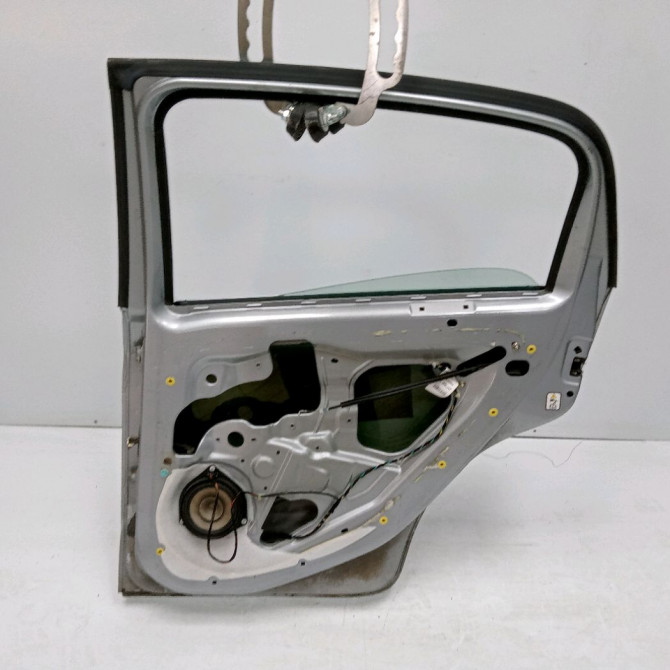 Porte arrière droite occasion FIAT GRANDE PUNTO III Phase 1 09-2005->12-2013 1.4i 77ch 51888069 3