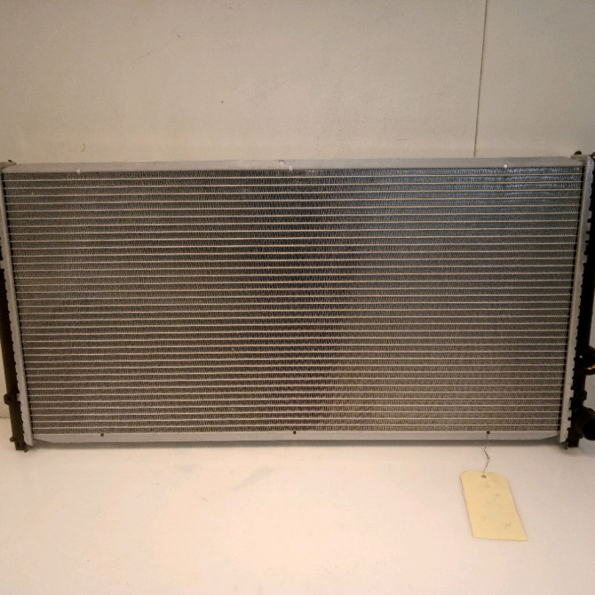 Radiateur occasion VOLKSWAGEN PASSAT III Phase 2 11-1993->09-1996 1.8i 90ch 1