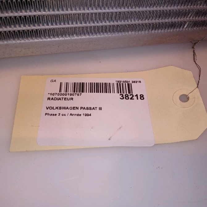 Radiateur occasion VOLKSWAGEN PASSAT III Phase 2 11-1993->09-1996 1.8i 90ch 4