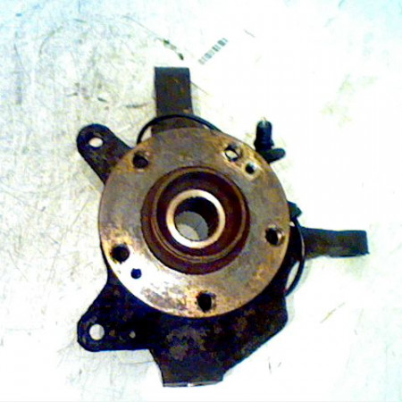 Moyeu avg occasion RENAULT LAGUNA II Phase 1 11-2000->03-2005 402102084R