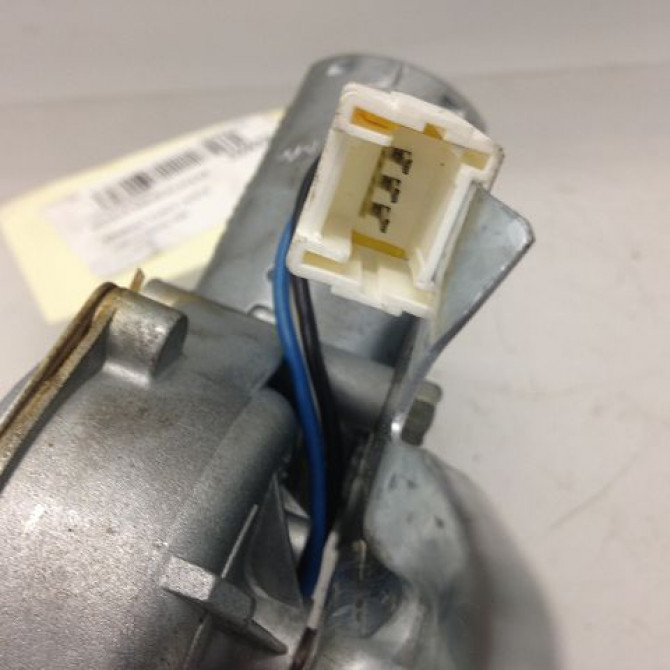 Moteur essuie-glace arrière occasion RENAULT CLIO II Phase 1 03-1998->06-2001 1.2i 8v 60ch 7701471523 3