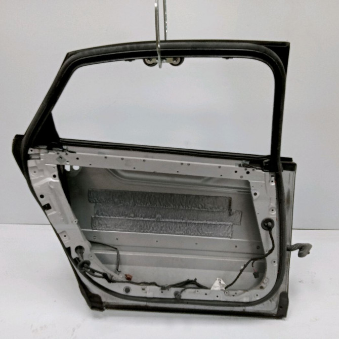 Porte arrière gauche occasion AUDI A8 II Phase 2 LONG 12-2007->12-2009 4.2 FSI 350ch 4E4833051A 3