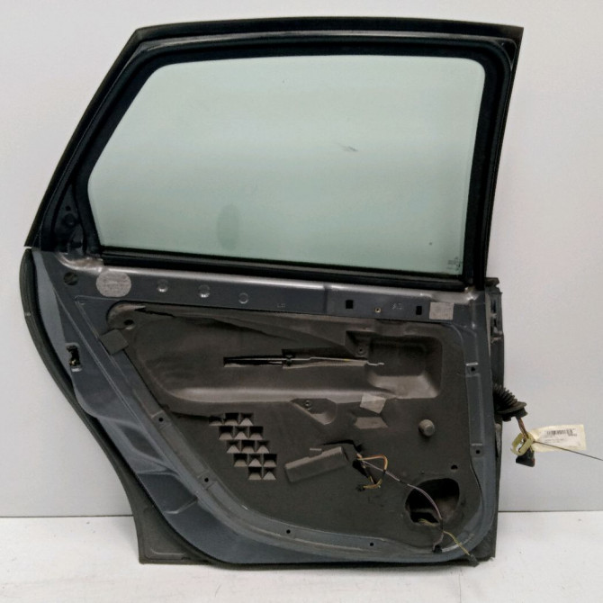 Porte arrière gauche occasion CITROEN C5 I Phase 2 09-2004->06-2008 2.2 HDi 136ch 9006A0 2