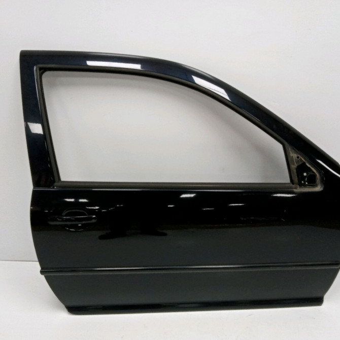Porte avant droite occasion VOLKSWAGEN GOLF IV GOLF IV Phase 1 1998-01-01->2005-06-30 1.9 TDI 90ch 1J3831056H 1