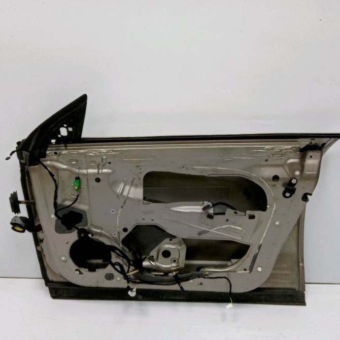 Porte avant droite occasion CITROEN C6 Phase 1 12-2005->03-2013 2.2 HDI 170ch 9004W6 3