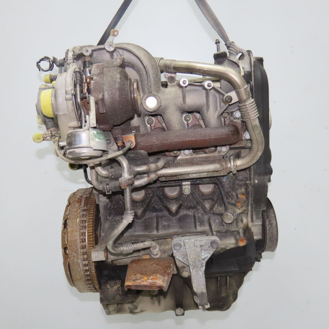 Moteur diesel occasion RENAULT SCENIC II Phase 1 03-2004->09-2006 1.9 DCI 120ch 7701477651 3