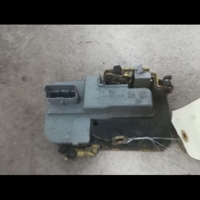 Serrure porte avd occasion PEUGEOT 206 Phase 1 09-1998->03-2009 2.0 HDI 9136J1 2