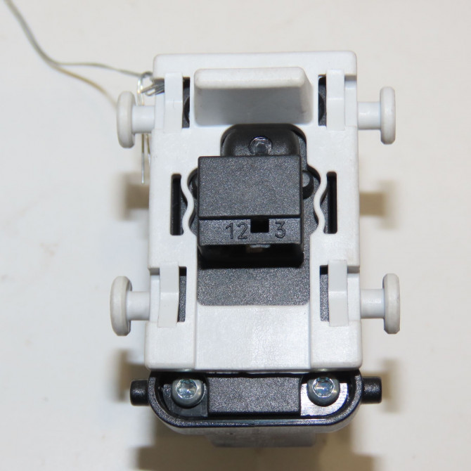 Commande leve-glace porte arrière droite occasion MERCEDES CLASSE CLK II Phase 1 05-2002->12-2009 270 CDI 20982035107167 2