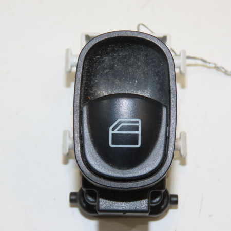 Commande leve-glace porte arrière gauche occasion MERCEDES CLASSE CLK II Phase 1 05-2002->12-2009 270 CDI 20982035107167
