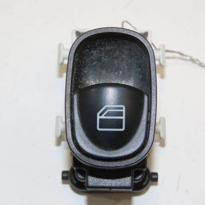 Commande leve-glace porte arrière gauche occasion MERCEDES CLASSE CLK II Phase 1 05-2002->12-2009 270 CDI 20982035107167 1