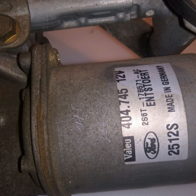 Moteur essuie-glace avant occasion FORD FIESTA V Phase 1 09-2002->10-2005 1.4i 1740714 3