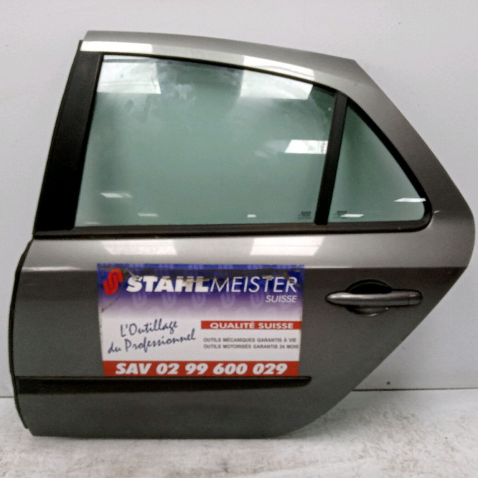 Porte arrière gauche occasion RENAULT LAGUNA II Phase 1 11-2000->03-2005 1.8i 117ch 7751471660 1