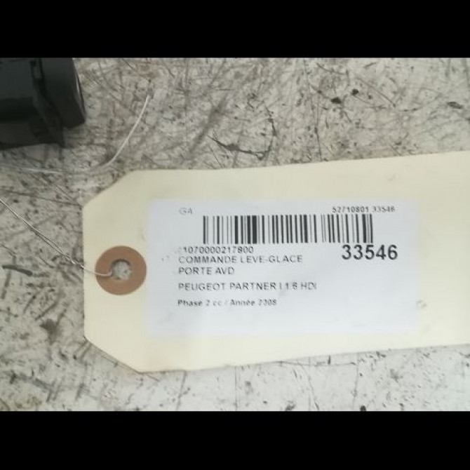 Commande lève-glace porte avant droite occasion PEUGEOT PARTNER I Phase 2 11-2002->05-2008 1.6 HDI 75ch 2