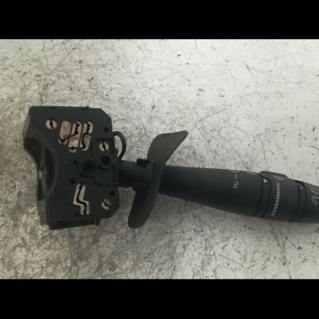 Commande essuie glace occasion RENAULT SCENIC I Phase 2 08-1999->06-2003 1.6i 107ch 7701047262