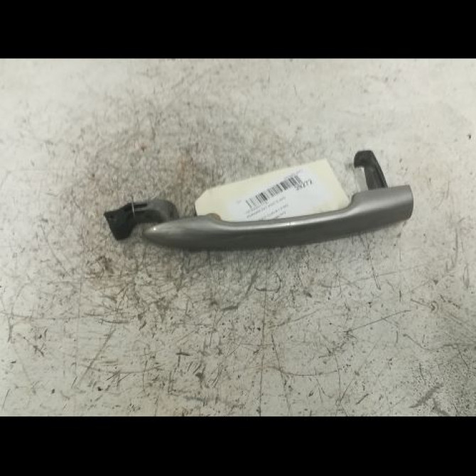 Poignee ext porte avd occasion RENAULT CLIO III Phase 2 03-2009->12-2014 1.5 DCI 75ch 806070046R 1