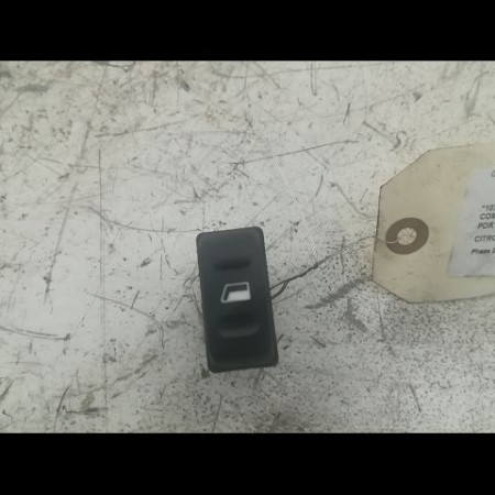 Commande lève-glace porte avant droite occasion CITROEN XSARA PICASSO Phase 2 02-2004->12-2010 1.6 HDI 92 ch