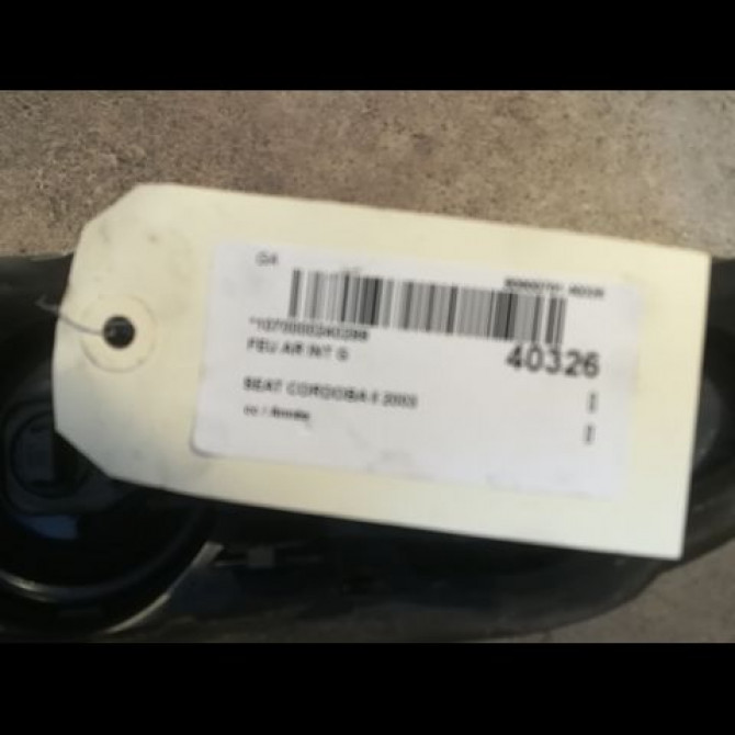 Feu arrière interieur gauche occasion SEAT CORDOBA II 6L5945107 3