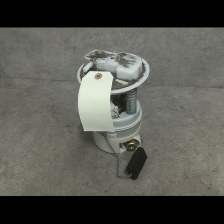 Pompe à carburant immergée occasion RENAULT CLIO II Phase 2 06-2001->07-2006 1.2 16v 8200683207