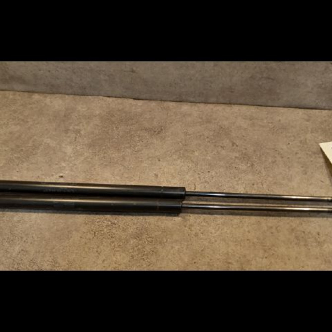 Verin droit hayon occasion MERCEDES CLASSE A I Phase 1 01-1998->03-2001 A 170 CDI 1689801164 1