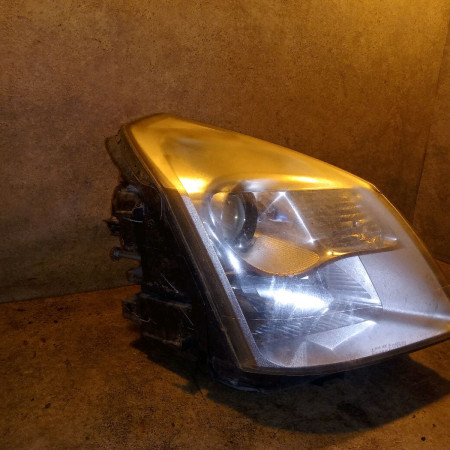Phare droit occasion RENAULT VELSATIS Phase 2 04-2005->12-2009 2.2 DCI 150ch 7701061801
