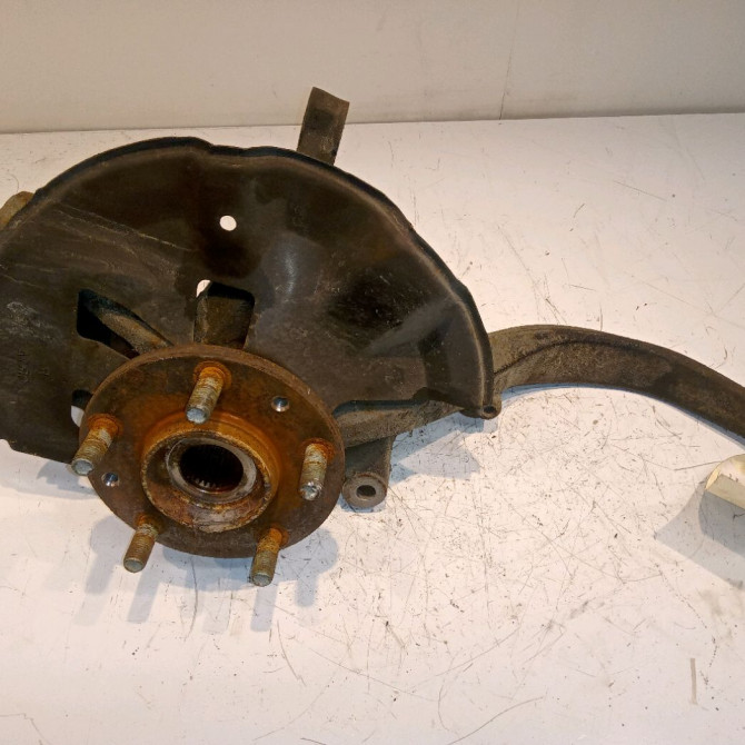 Moyeu avd occasion MAZDA 6 I phase 2 06-2005->10-2008 2.0 D 120ch GP9A33060B 1